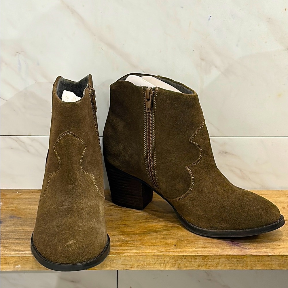 Seychelles Brown Suede Ankle Boots